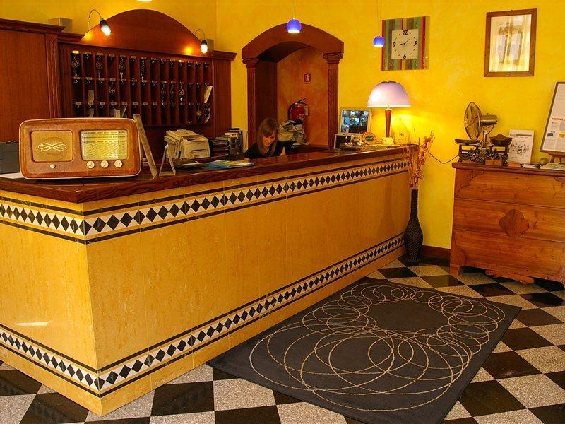 Hotel Postumia Dossobuono Kültér fotó