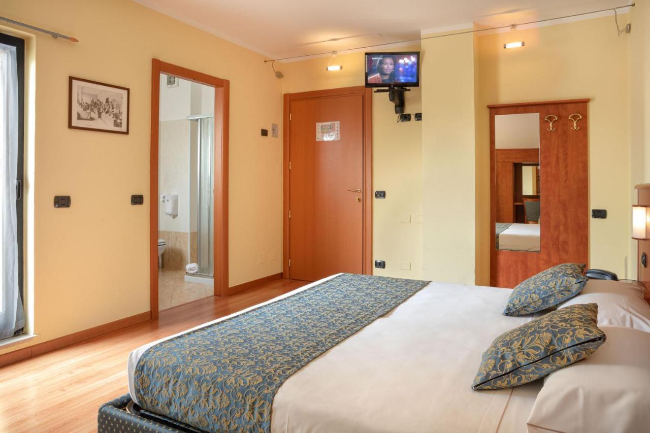 Hotel Postumia Dossobuono Kültér fotó